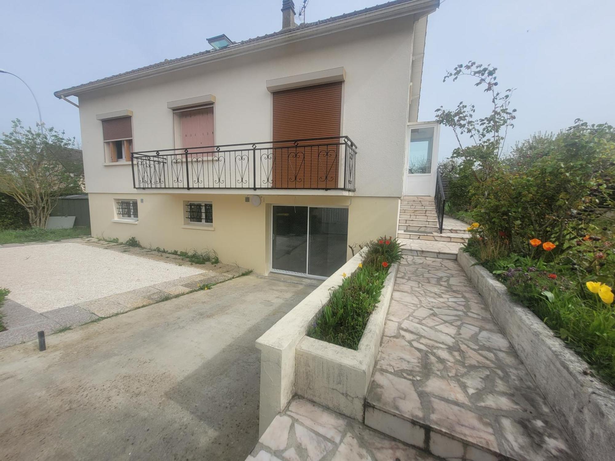 Appartements A Meaux - Proche De Disney Buitenkant foto
